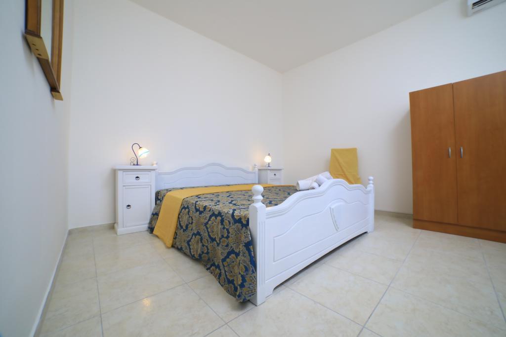 Appartamento con 2 Camere da Letto e Terrazza